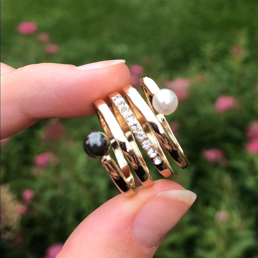 Spiral beaded ring